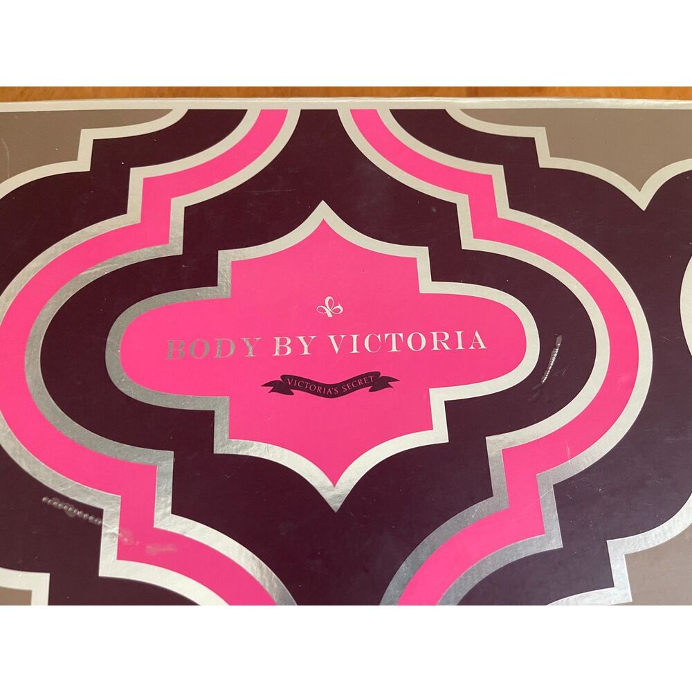 RARE 4PC Victoria's Secret "BODY BY VICTORIA" Body Mist & Lotion & Wash GIFT SET - Picture 5 of 7